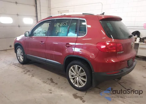 2015 Volkswagen Tiguan Se z USA, uszkodzony, nr VIN WVGBV7AX2FW048082
